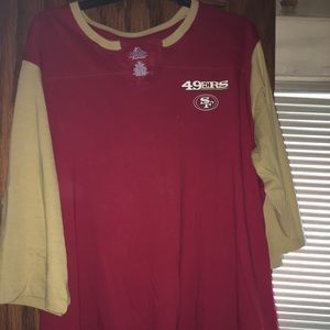 BRAND NEW 49ers tee!!